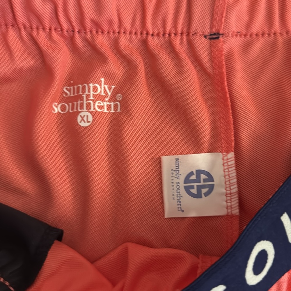 Simply Southern Cheer Shorts Logo Taping Coral w/Seashell  Print Pockets Size XL - Picture 7 of 8